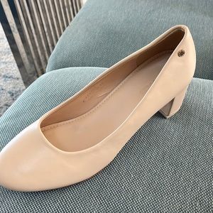 Ladies Pumps